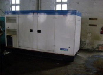 民和康明斯150kw大型柴油二手发电机组 民和康明斯150kw大型柴油二手发电机组